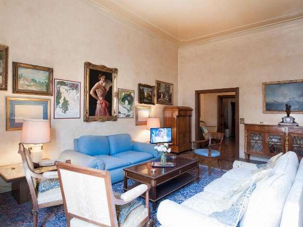 UR-NEST Strada Maggiore image 2